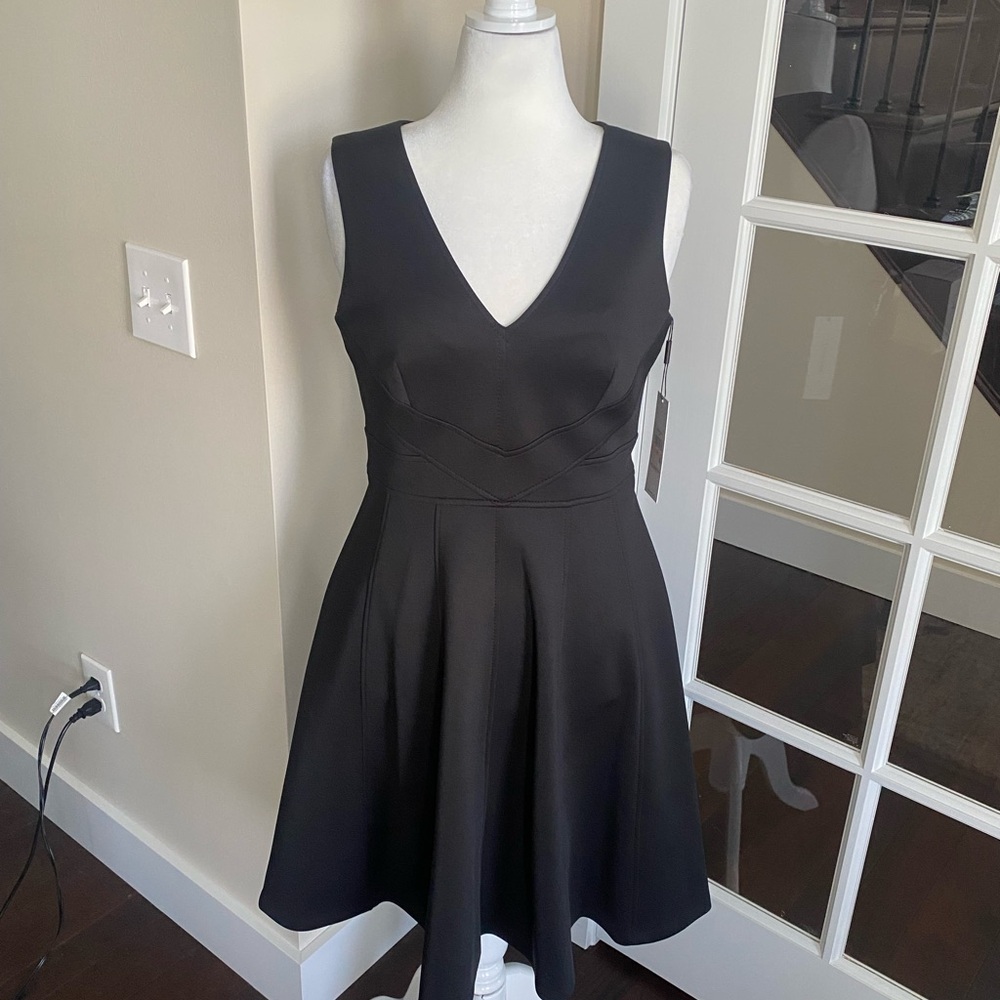 Calvin Klein Black Sleeveless V-Neck Cocktail Dress